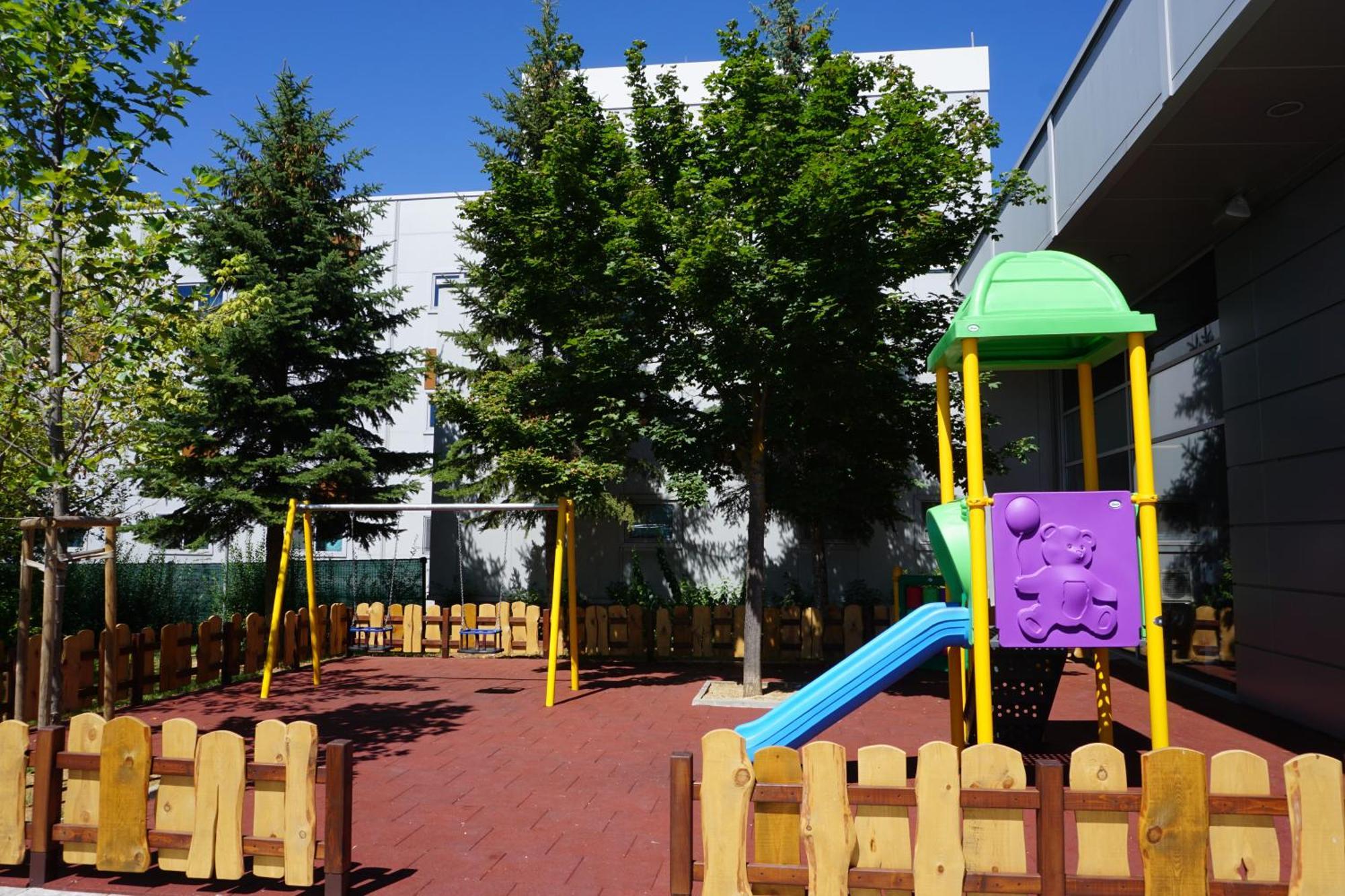Hotel Ihtiman Kültér fotó